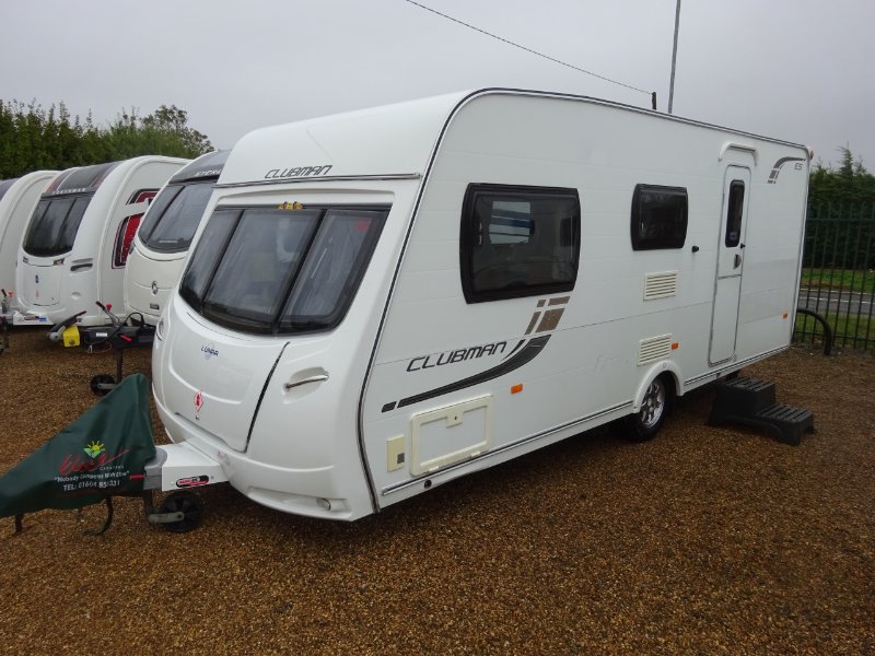 2012 Lunar Clubman ES UKs BEST PRICED CARAVANS Excellent Condition Includes Motor Mover Awning Lots More