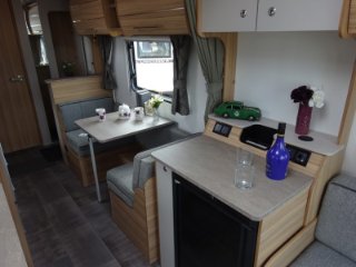 /photos/8732/5a4bee30-0c68-6e7c-d2cd-283209d3b8f3_i320x240.jpg