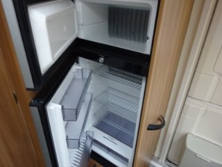/photos/8732/5dcfede2-f6bf-0916-3b84-06b786862844_i320x240.jpg