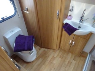 /photos/8732/7af6852f-5705-0f07-cd96-a20995f5e13e_i320x240.jpg