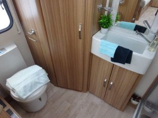 /photos/8732/83bc6b07-9065-a99b-40ca-3e051a651581_i320x240.jpg