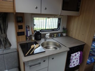 /photos/8732/c64cddee-be9b-cc26-ba78-b3e801af5da1_i320x240.jpg
