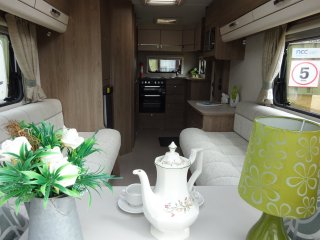 /photos/8732/cd0478ed-d22a-4e37-ba61-e6319db1f64c_i320x240.jpg