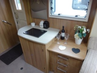 /photos/8732/d31e83b8-7d65-9599-274c-b05b99e3db0e_i320x240.jpg