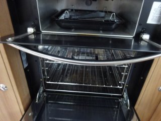 /photos/8732/e0624d92-3967-779e-f6b8-755d9a89acbe_i320x240.jpg