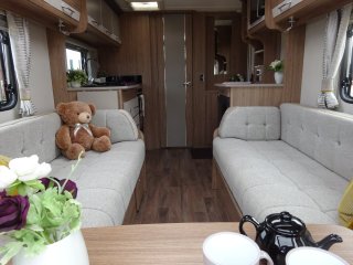 /photos/8732/f4de1892-fd59-e7ac-fbb9-7eb912e1f940_i320x240.jpg