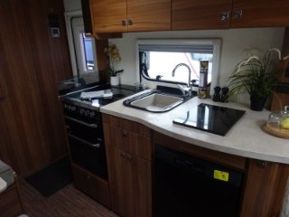 /photos/8732/fdb37dc4-d26b-3d0d-7562-198a7e50bc06_i320x240.jpg